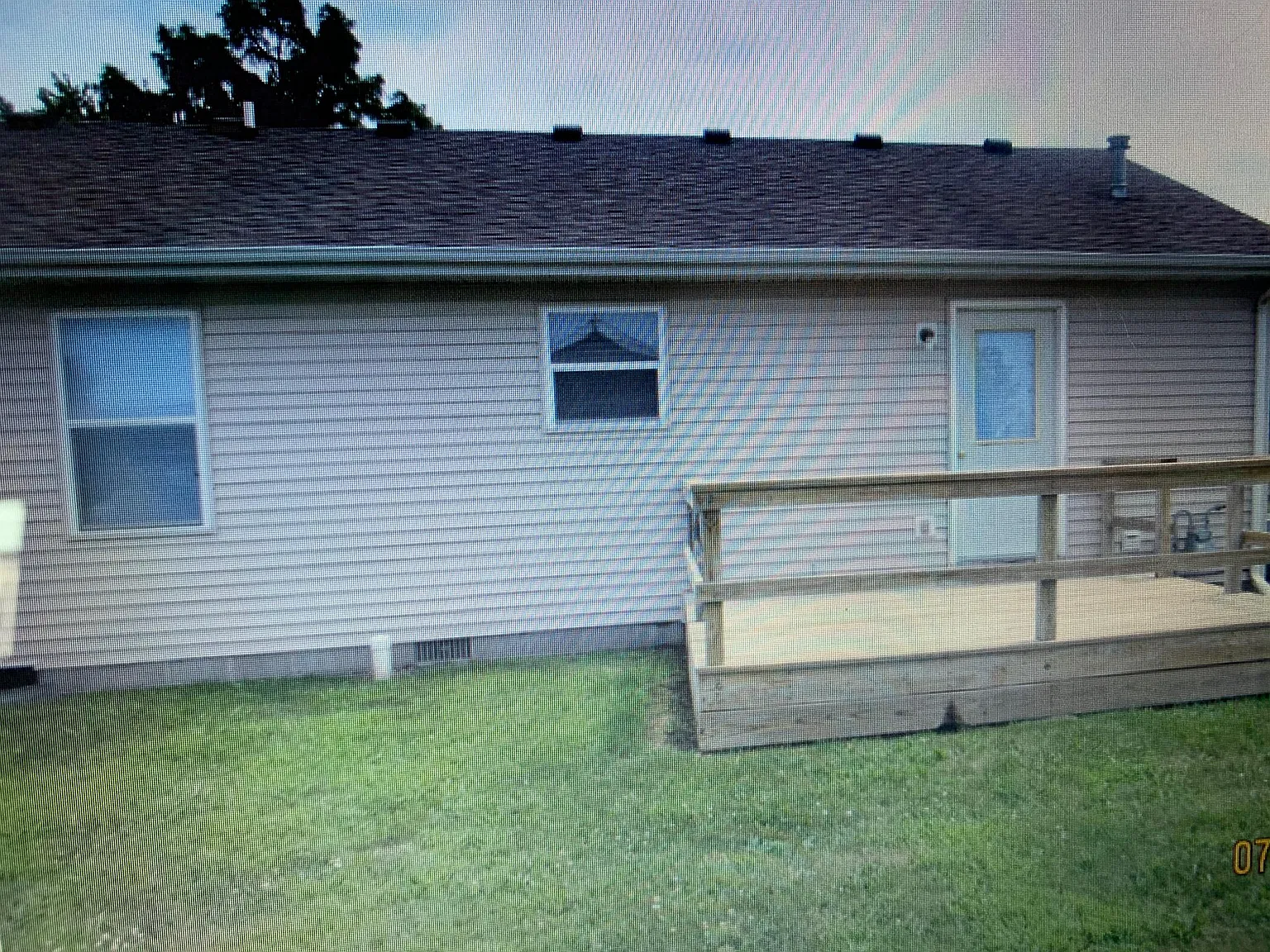 2 bed, 900 sqft, $900 — Photo 2