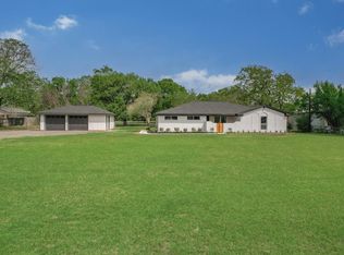 1105 Redberry Hill Rd, Baytown, TX 77521