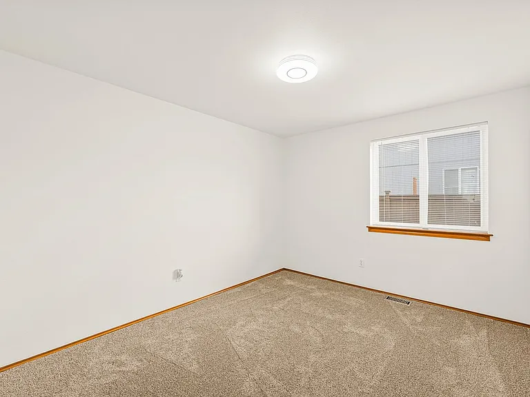 1224 143rd St E — Photo 21