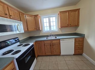 30 Judith Ln #206B, East Haven, CT 06512