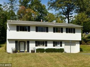 6610 Cottonwood Dr, Alexandria, VA