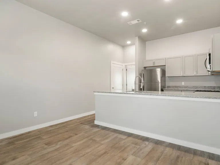 The Heights @ Midtown — Photo 23