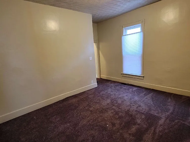 1417 Fletcher Ave — Photo 3