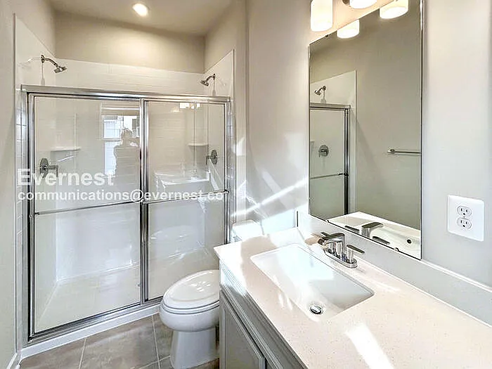 4539 Camfield Ln — Photo 8