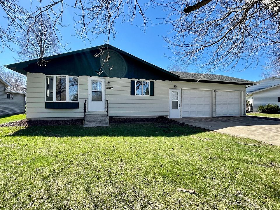 1337 3rd Ave, Brewster, MN 56119 Zillow