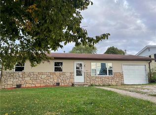 907 S Sandusky St, Catlin, IL 61817