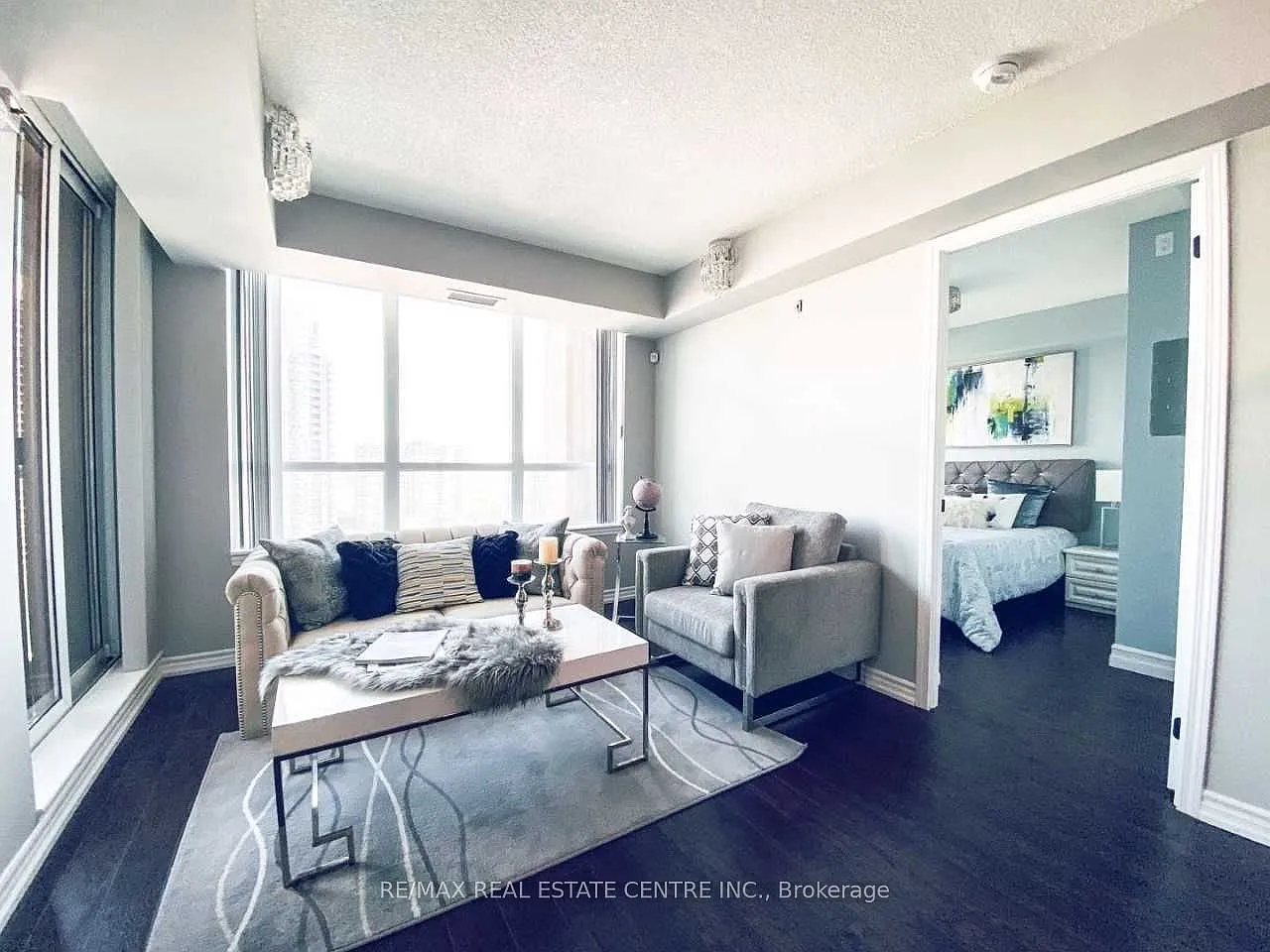 2 bed, $2,825 — Photo 4