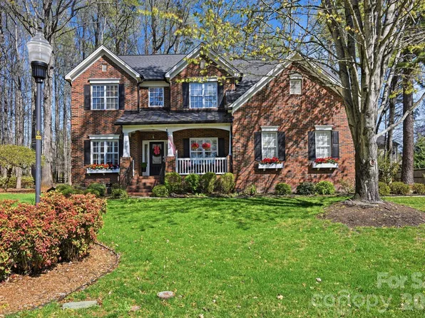 14905 Long Bow Ln, Huntersville, NC 28078