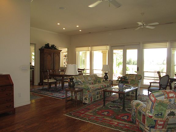 4th image of 4859 Saint Andrews Drive
