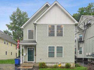87B N 18th St, East Orange, NJ 07017