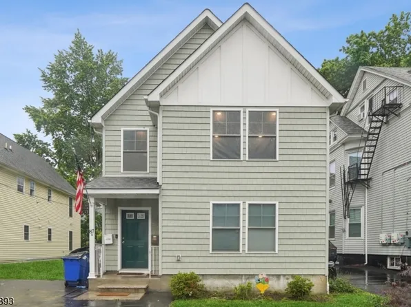 87-B N 18th St, East Orange City, NJ 07017