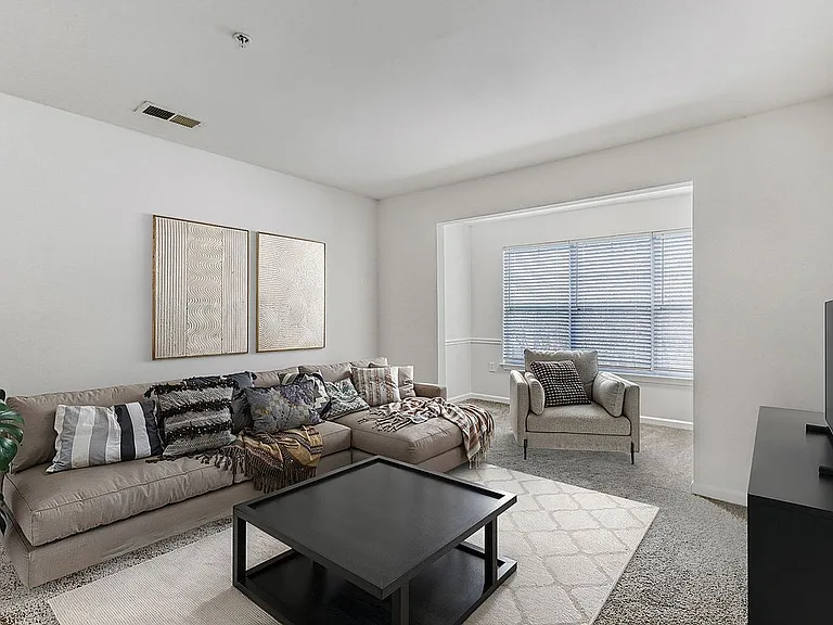 Rise Crown View — Photo 20