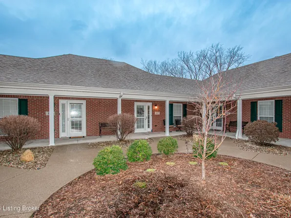817 Garden Pointe Dr, Simpsonville, KY 40067