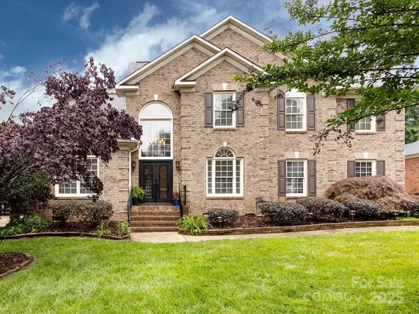 5621 Landale Ct NW, Concord, NC 28027