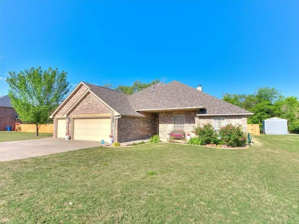 1400 Savannah Cir, Noble, OK 73068