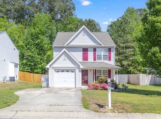 204 N Honey Springs Ave, Fuquay Varina, NC 27526