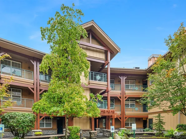 1000 Cabin Creek Lane SW #D105, Issaquah, WA 98027