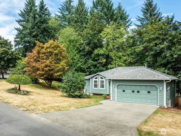 2343 Steamboat Loop E, Port Orchard, WA 98366