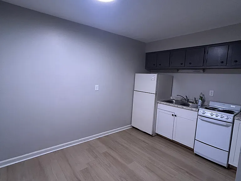 101 N Hill N Dale St #11 — Photo 2