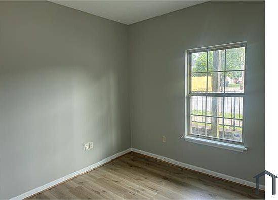 5th image of 4618 W Market St Unit 105