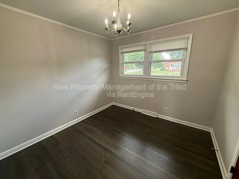 2700 Brightwood Ct — Photo 9