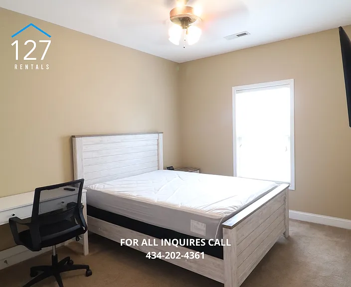 205 Capital St #201 — Photo 13
