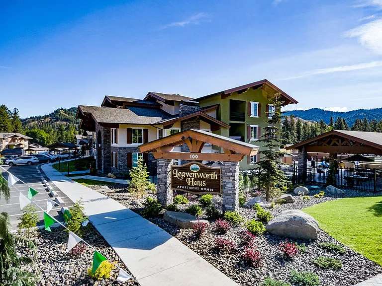 Leavenworth Haus — Photo 19