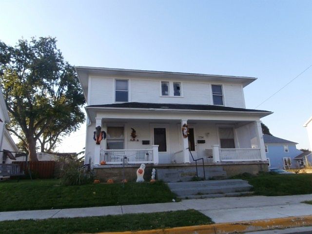 1st image of 722-724 McKaig Ave
