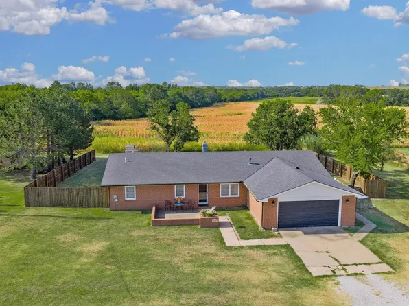 504 W Stuart St, South Haven, KS 67140
