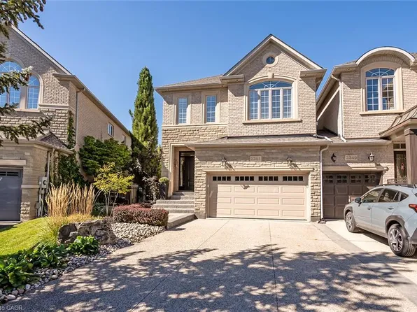 2351 Woodfield Rd, Oakville, ON L6H 6Y6