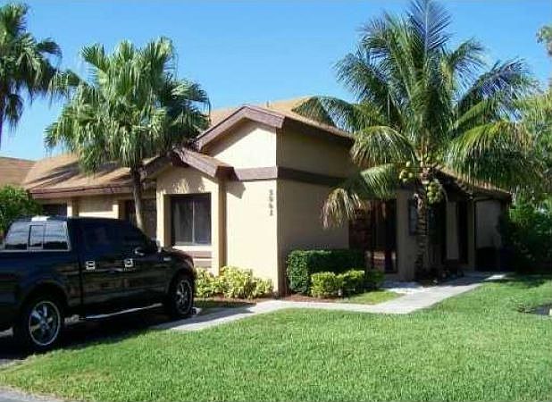 2nd image of 3861 NW 95th Ave