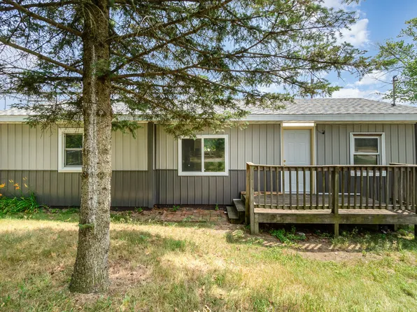 2425 Shelby St, Lake Station, IN 46405