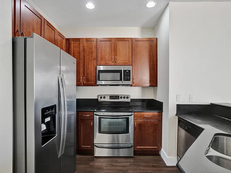 9075 Plymouth Pl — Photo 10