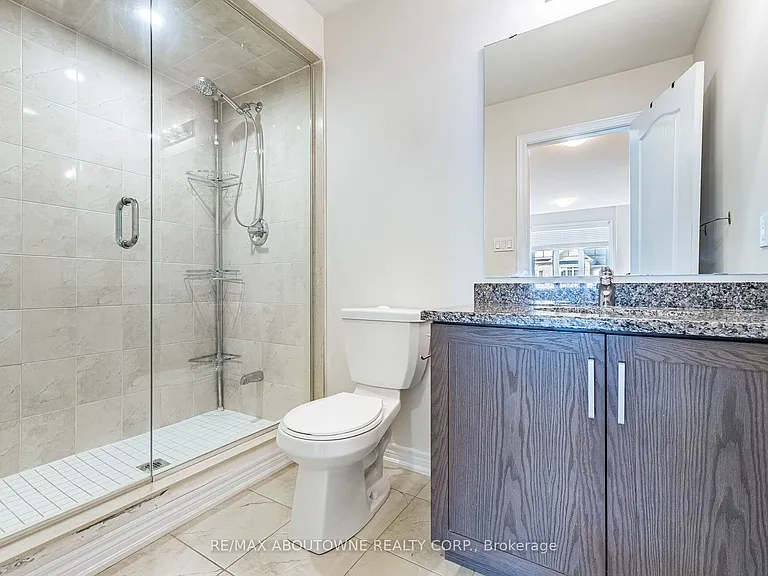81 Pettitt Dr — Photo 28