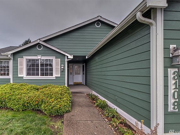 2nd image of 3109 Shelburne Ct SE