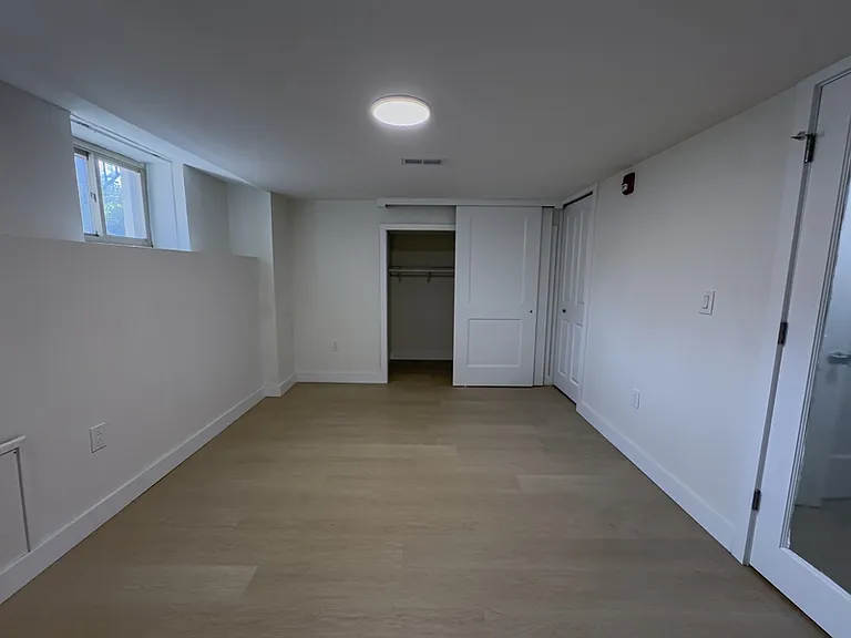 2005 Green St #1F — Photo 12