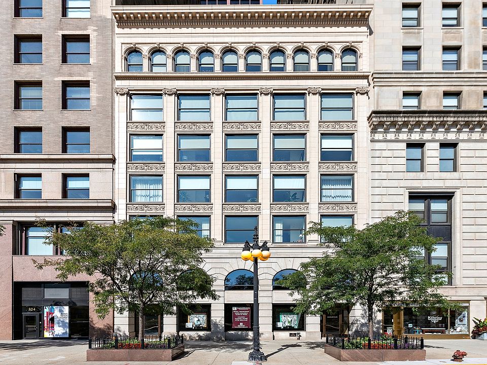 1st image of 318 S Michigan Ave Unit 500