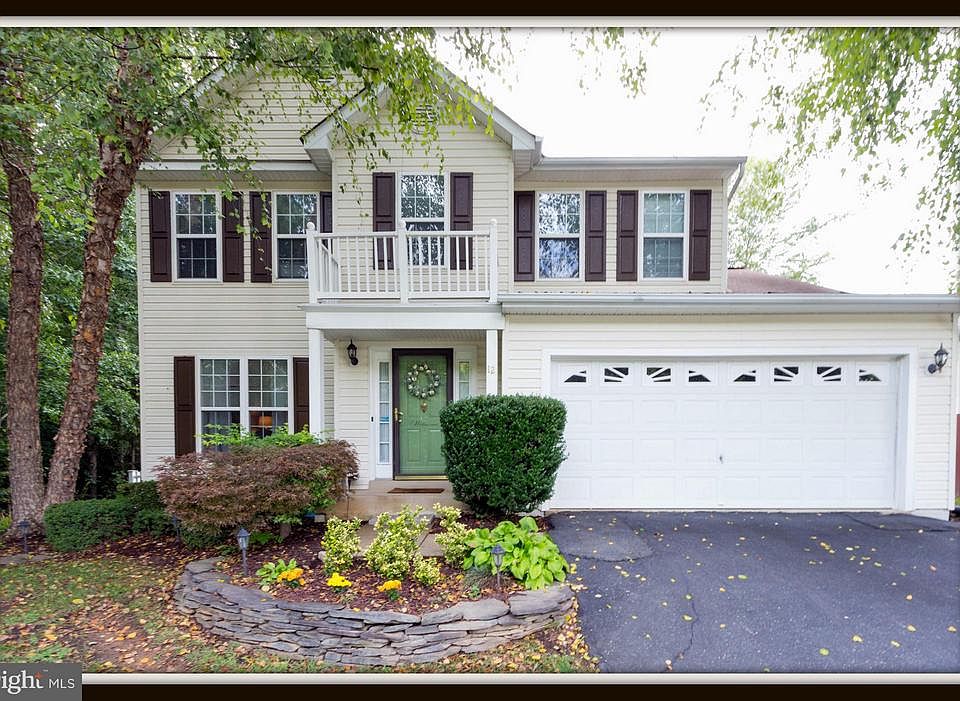1st image of 12 Saint Marys Ln
