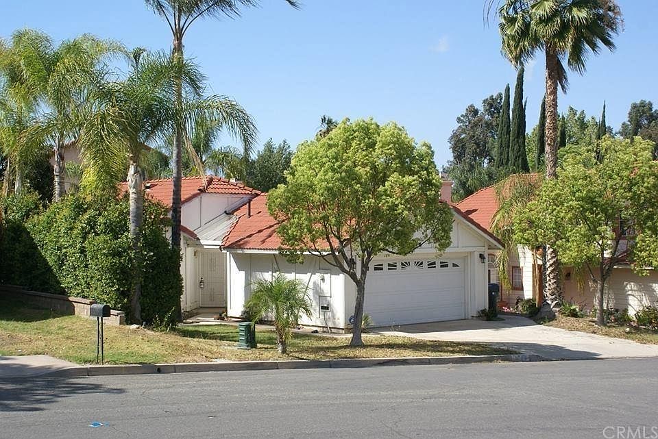 2nd image of 9162 Stone Canyon Rd