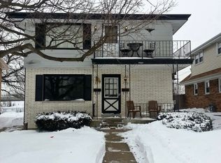 9737 W Reichert Pl, Milwaukee, WI 53225
