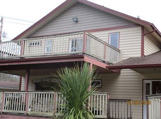 4441 E Grapeview Loop Rd, Grapeview, WA 98546