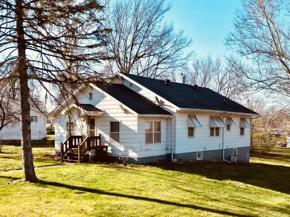 501 W Walker St, Marceline, MO 64658