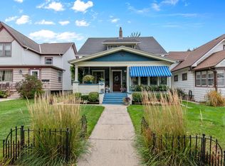 230 N 7th Ave, West Bend, WI 53095