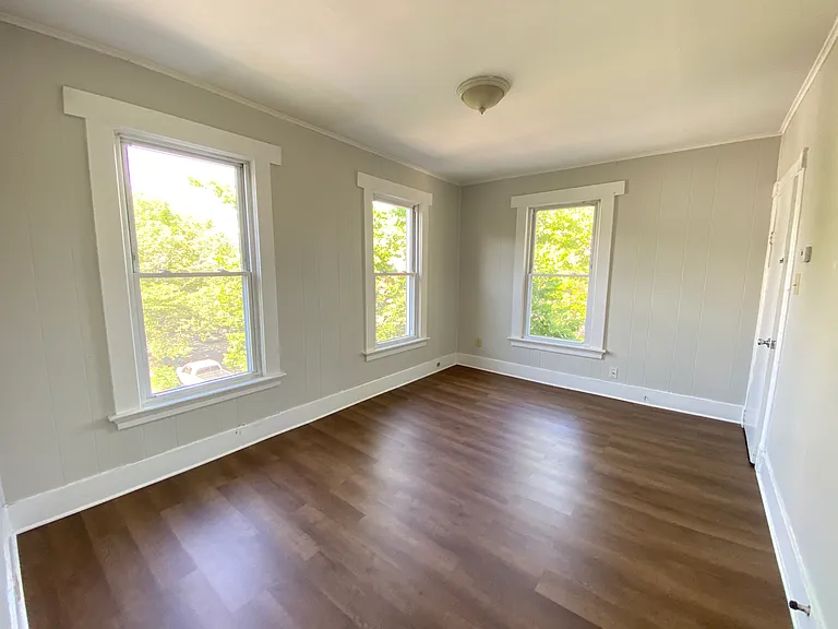 11 Lawrence St #6 — Photo 10