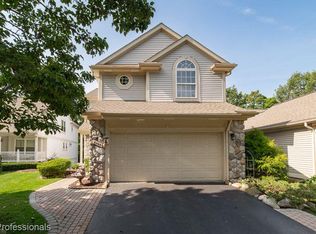 6464 Waters Edge Way, Clarkston, MI 48346