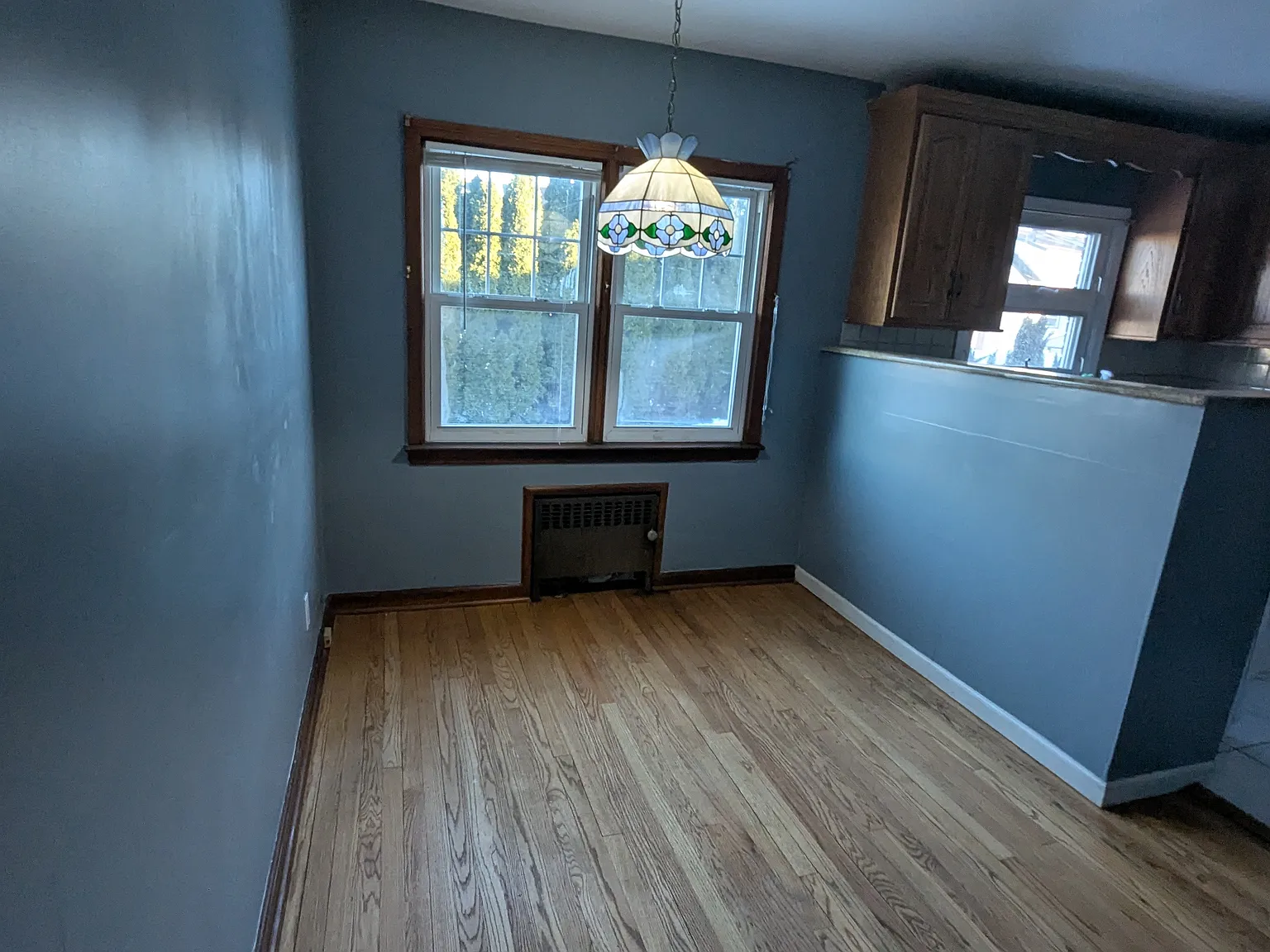 3 bed, 1.5 bath, $3,400 — Photo 2