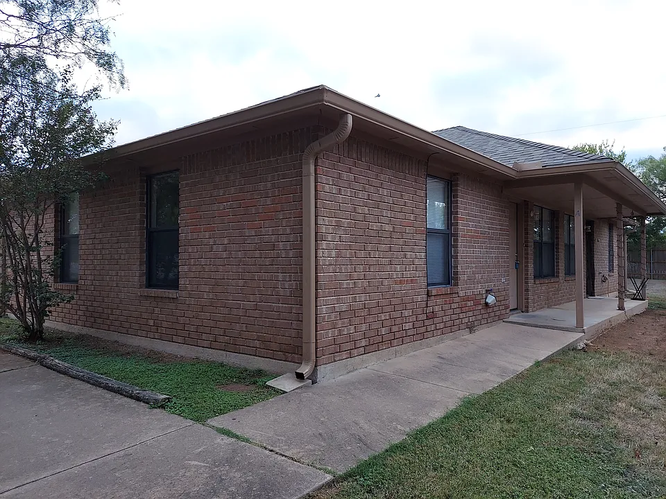 411 Avenue S #B