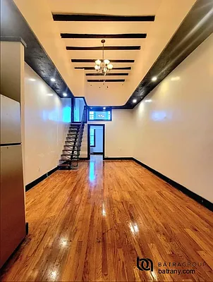 Rented by Batra Group Inc | media 2