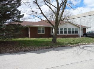 101 Brentwood St, Tilton, IL 61833