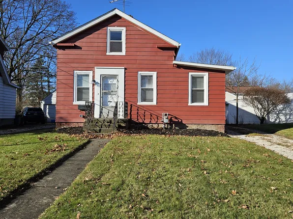 139 N Huntington St, Medina, OH 44256